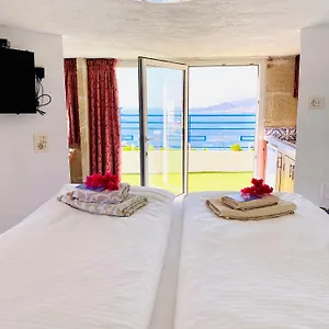 https://apartamento-atlantico-terraza-nica-con-vistas-al-ocano.adeje-hotels.com